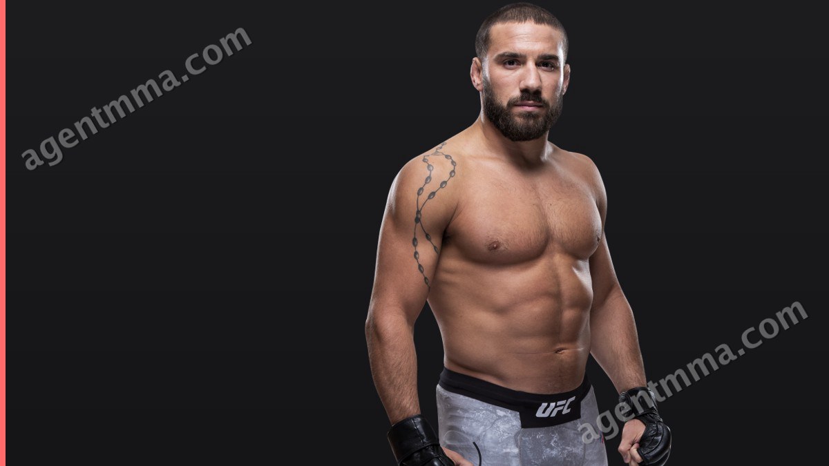 Jimmie Rivera met Brandon Meyer par KO à BKFC 95