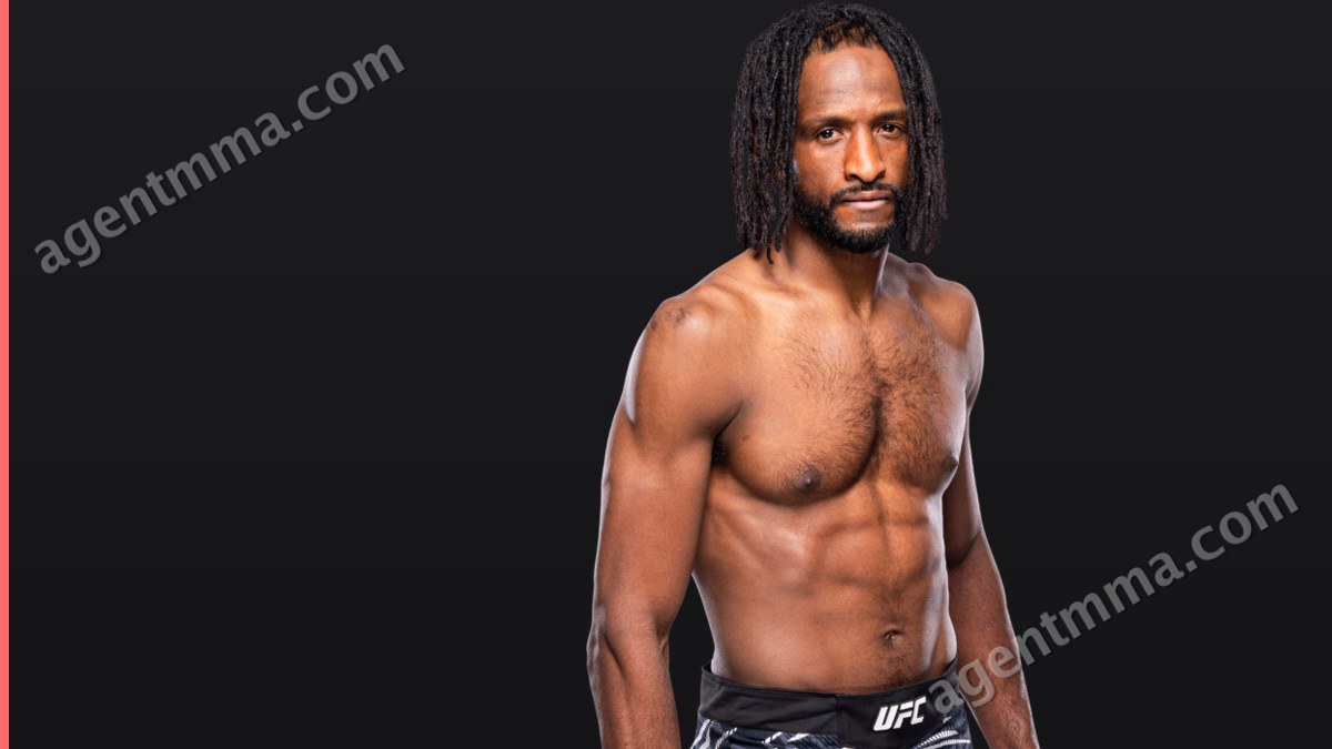 Neil Magny Scores Round 2 TKO Win at UFC 330
