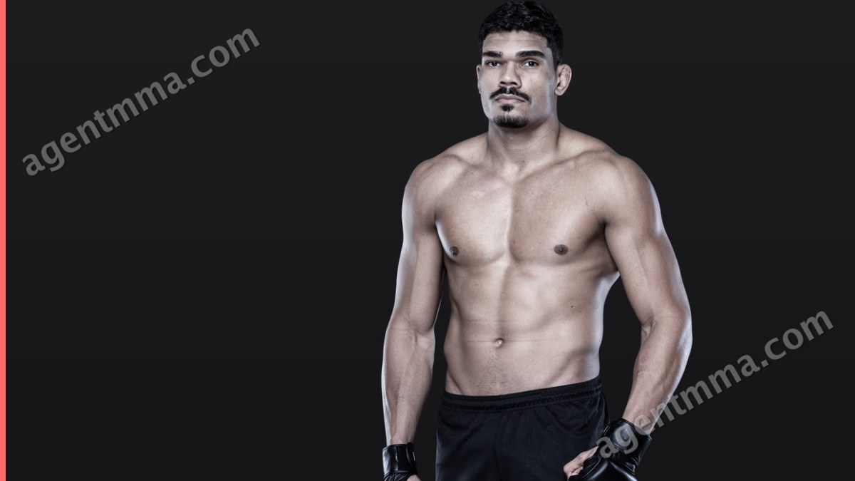 Lucas Fernando stops opponent by TKO in UFC debut at UFC 330
