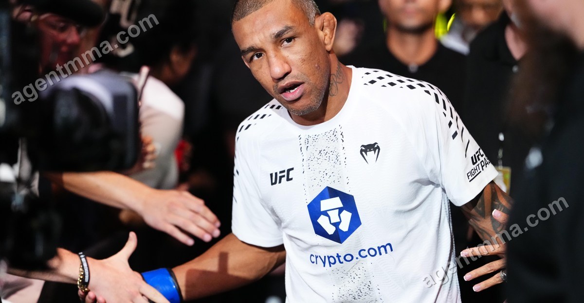 Raoni Barcelos awaits diagnosis after UFC Vegas 121 collapse, retirement not ruled out