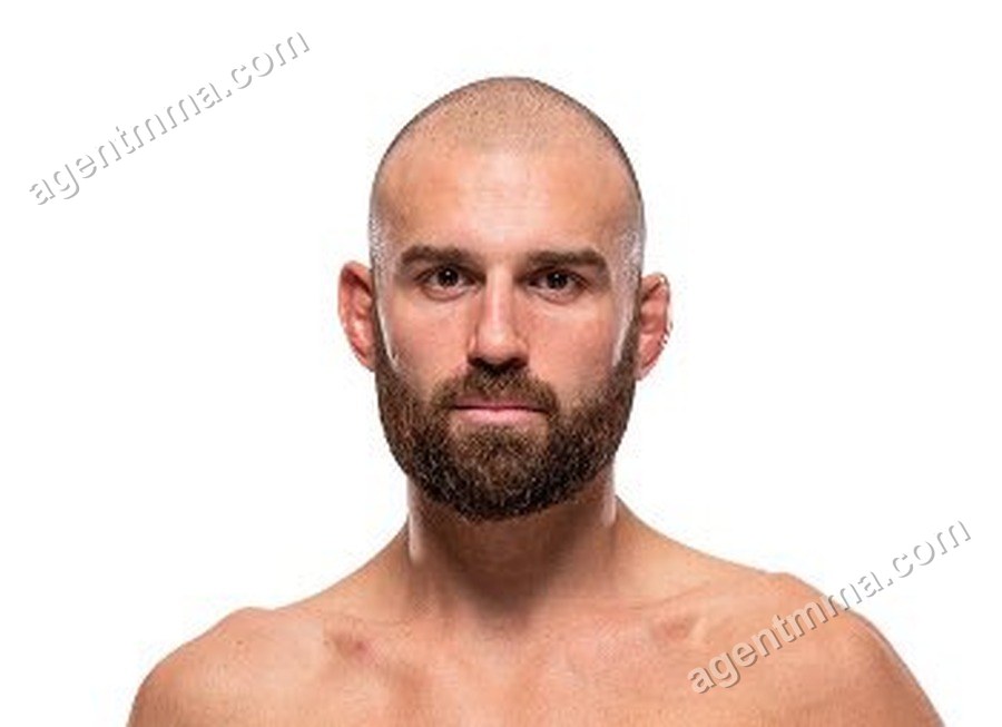 Julian Leblanc affronte Nick Galanti à l'UFC Edmonton le 17 octobre
