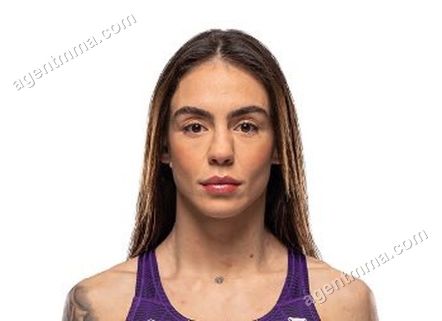 Nicolle Caliari no da el peso por 4,5 libras antes de UFC 333