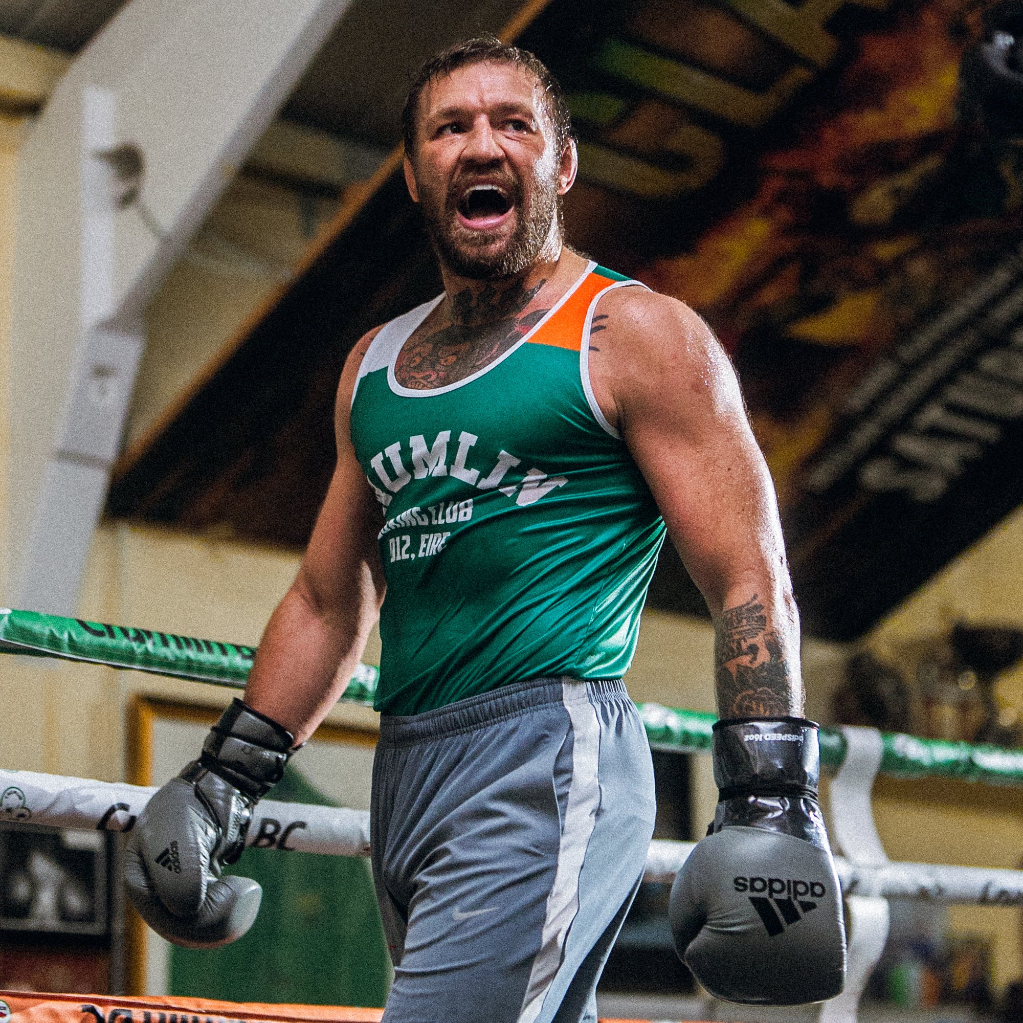 Конор МакГрегор возвращается в Октагон на UFC 329